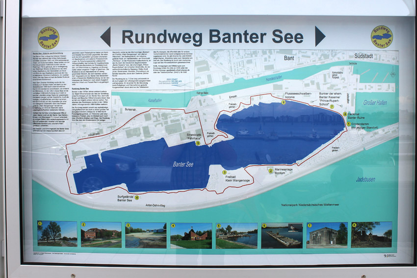 Hinweisschild "Rundweg Banter See" auf dem Grodendamm in Wilhelmshaven